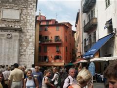 Ein Platz in der Altstadt von Nizza